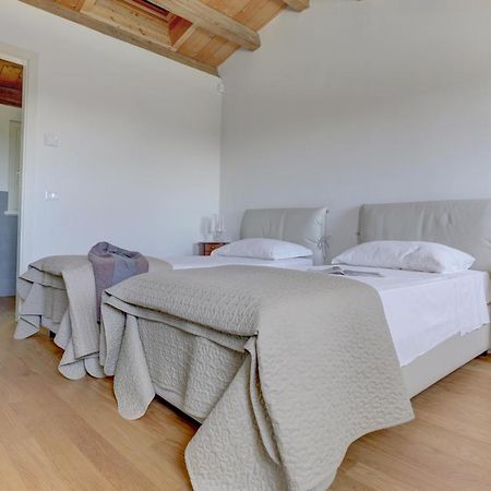 Il Vigneto Di Montefreddo- My Extra Home ซีโรโล ภายนอก รูปภาพ
